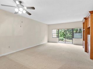6670 Villa Sonrisa Dr APT 213, Boca Raton, FL 33433