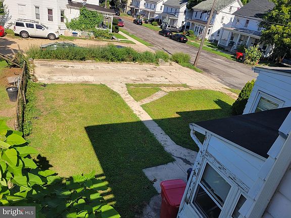 5th image of 66 Church St