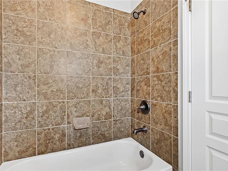 5440 Northview Lake — Photo 29