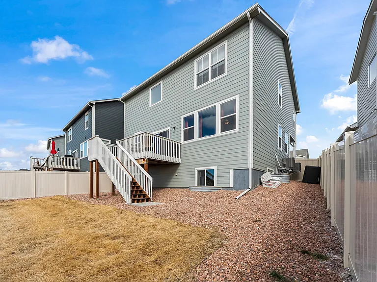 5204 Roundhouse Dr — Photo 43