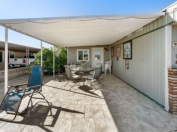5th image of 3658 S Yucca Dr