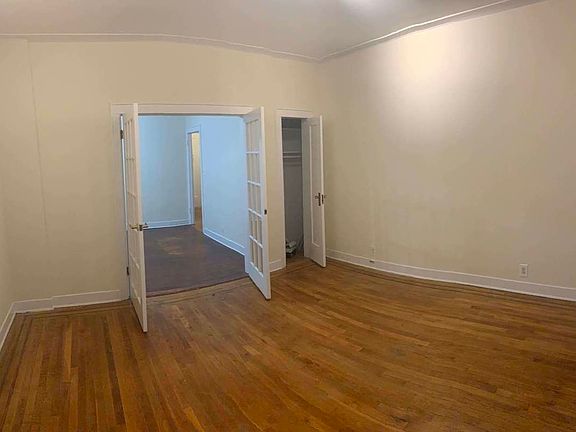 4th image of 4544 42nd St APT 3B