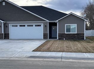 463 Rocky Mountain Ave, Shelley, ID 83274