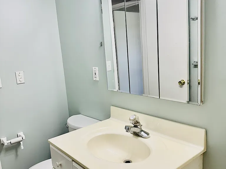 349 Grace Dr — Photo 8