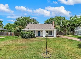 305 Francis Dr, College Station, TX 77840