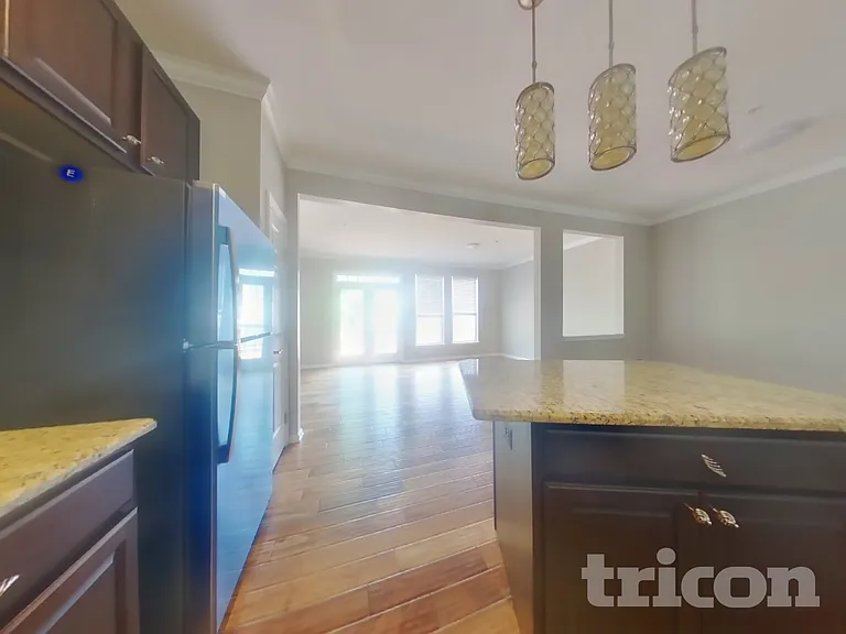 1711 Crimson Pl — Photo 8