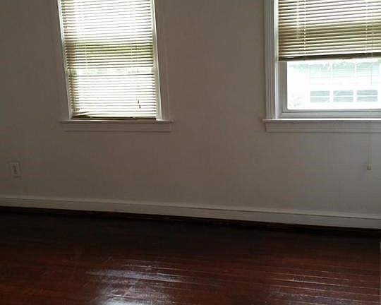 Bedroom (Master)