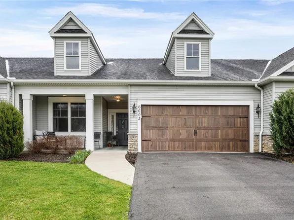 6002 Woodvine Rise, Canandaigua, NY 14424