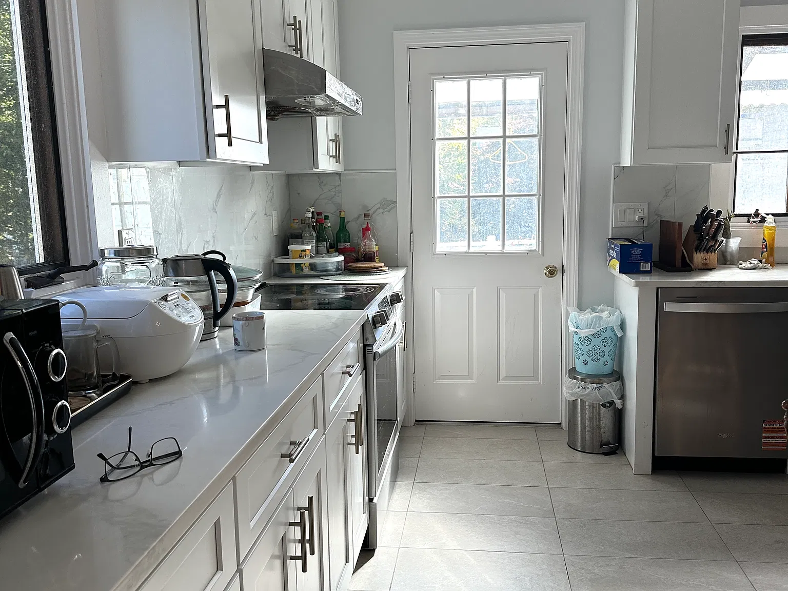 4 bed, 2122 sqft, $6,800 — Photo 4