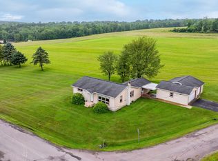 141 Honeytown Rd, Stillwater, PA 17878