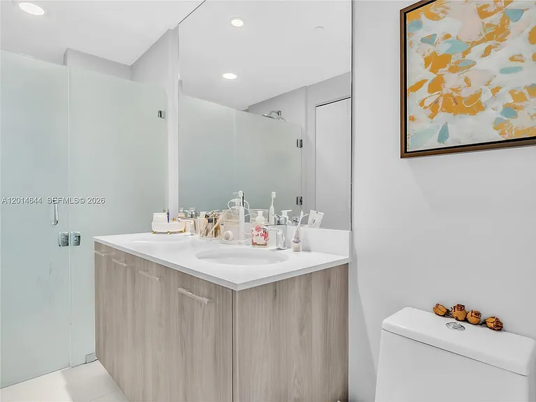 501 NE 31st St #1105 — Photo 8