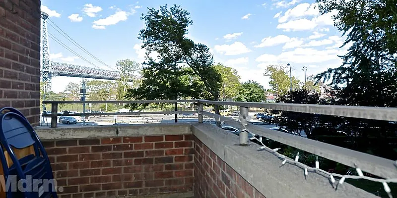 Sold by Mdrn Residential | media 21