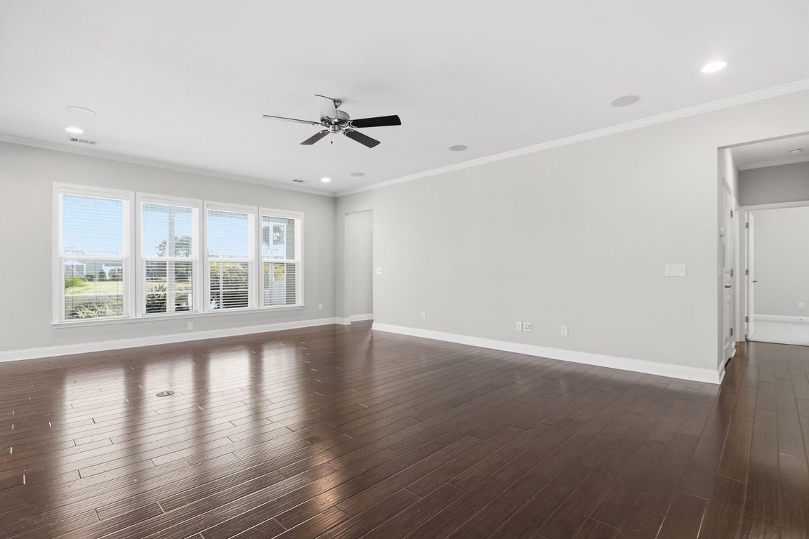 next background image