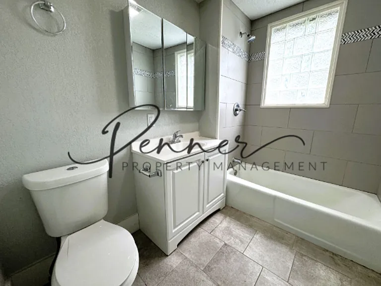 133 S Lincoln St #2 — Photo 5