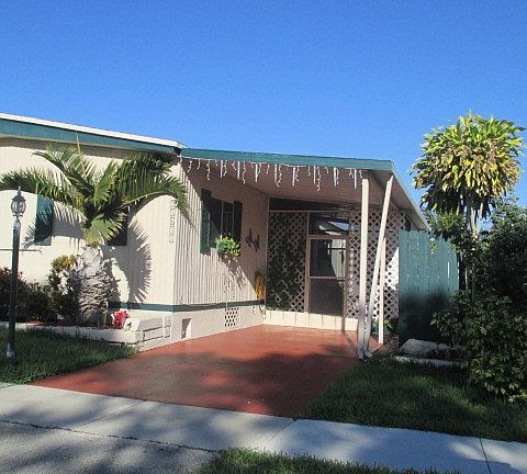 4th image of 21681 S Heritage Cir