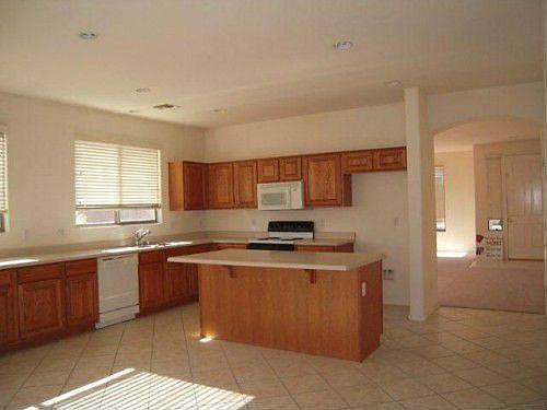 3rd image of 3231 N 126th Ave
