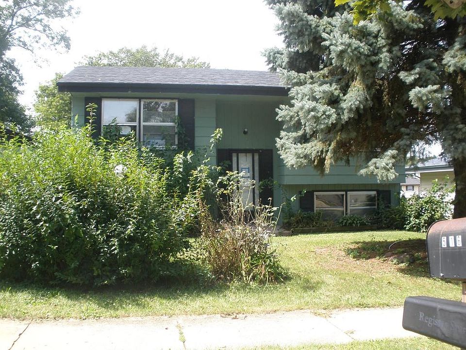 1st image of 516 Chisholm Trl