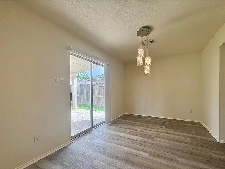 8930 Aspen Place Dr — Photo 3