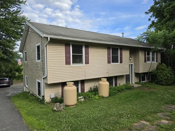 265 N East St, Amherst, MA 01002