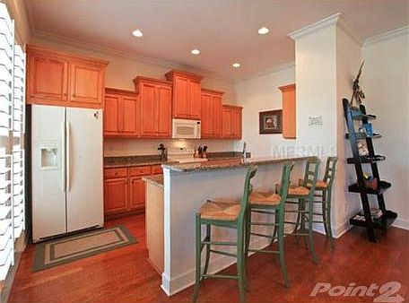 4th image of 11712 Anglers Club Dr #124