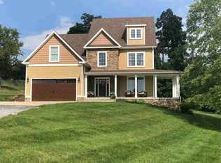 6 Bretton Ct, Morgantown, WV 26508