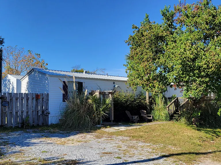 211 Venado Pl — Photo 2