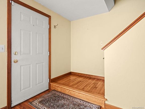 2nd image of 23 Allspice Ln #23