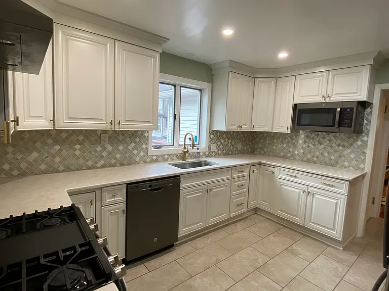 181 Main St — Photo 7