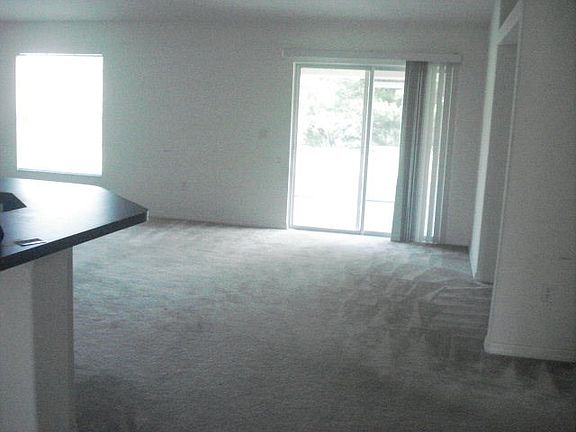 3rd image of 154 Frankford Ln