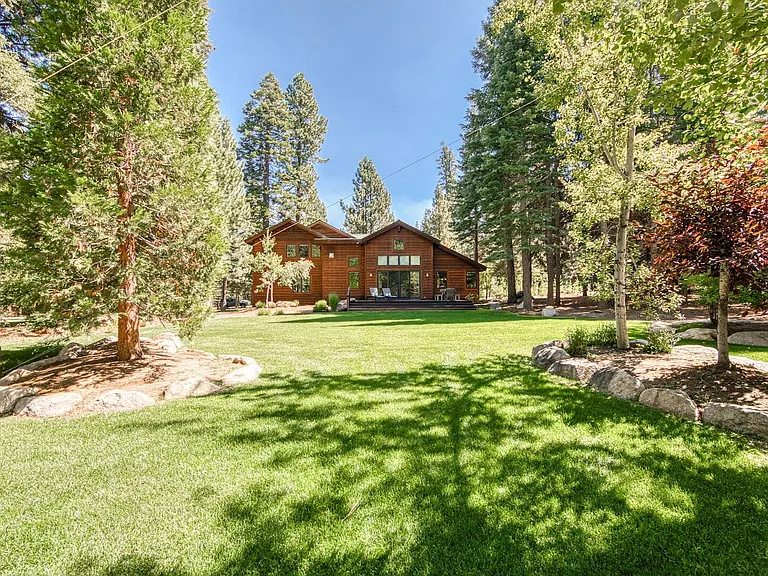 11570 Stillwater Ct — Photo 41
