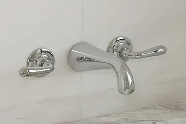 Rented by 25 Broad (LCOR)