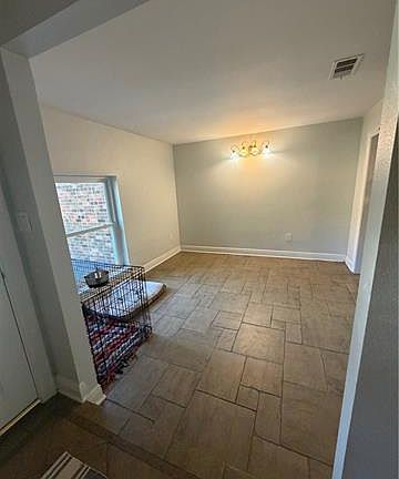 2nd image of 504 9th St