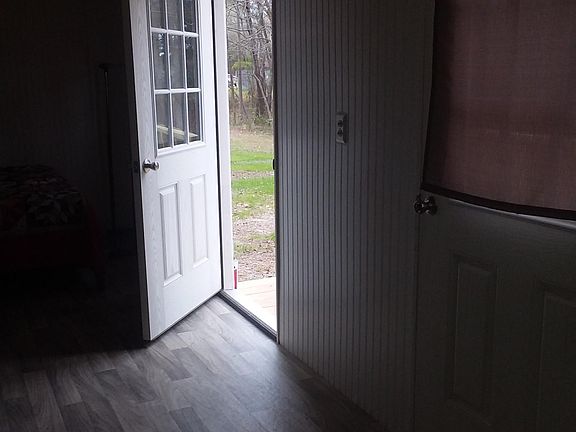 2 doors facing the water.