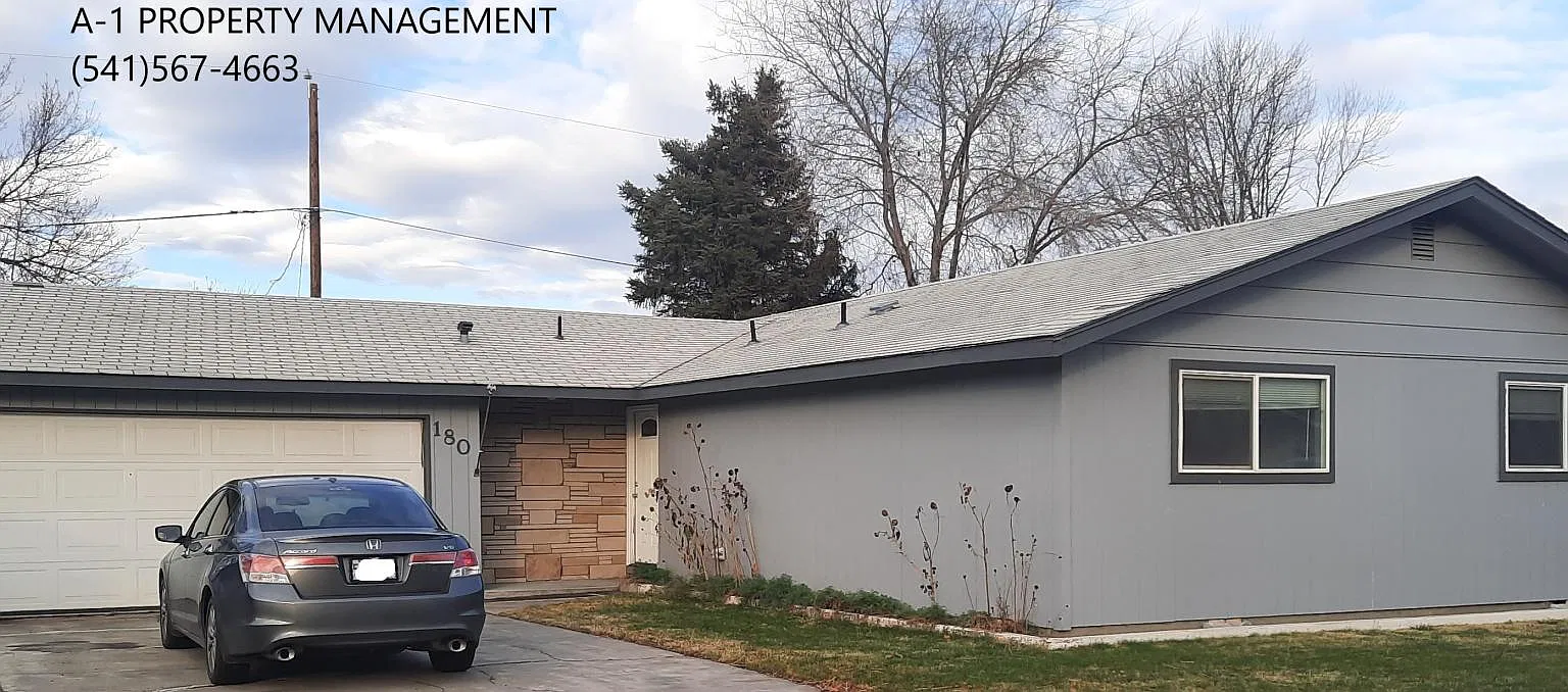 3 bed, 1488 sqft, $1,800 — Photo 1