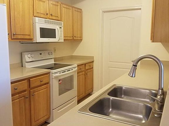 4th image of 12414 Baleria Cv APT 102
