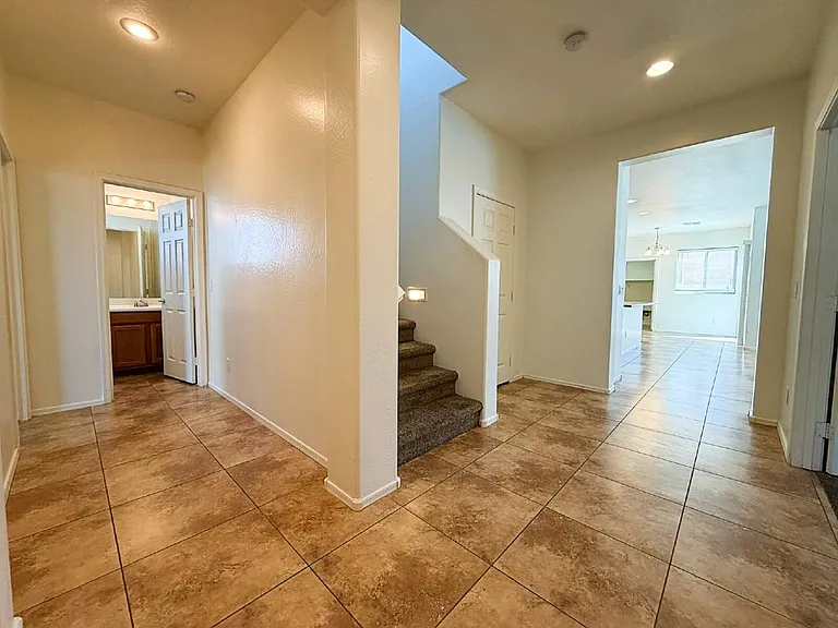 7255 W Palmaire Ave — Photo 10