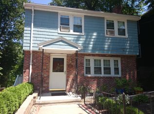 10 N Crescent Circuit, Brighton, MA 02135