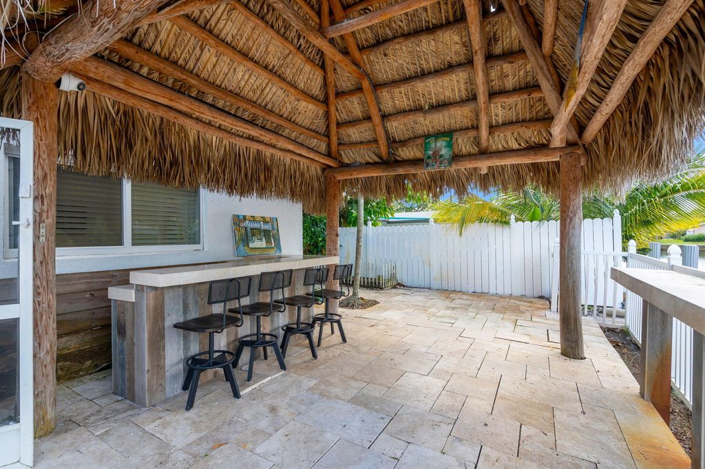 421 SW 18TH Street, photo 8