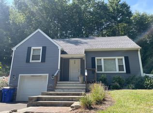 183 Stratton Brook Rd, Simsbury, CT 06070