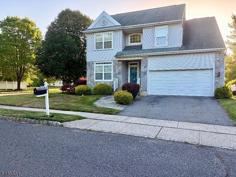 1st image of 22 Village Square Dr