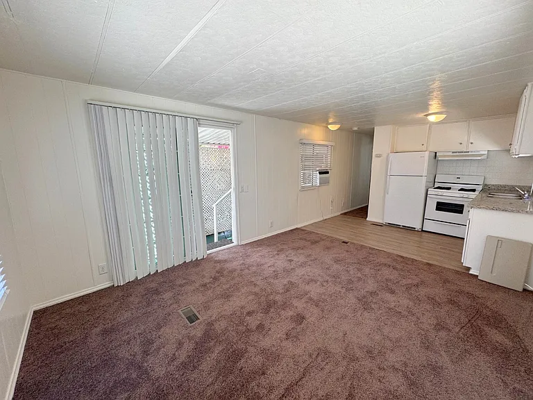 70210 Highway 111 #41 — Photo 2
