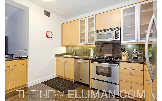 Sold by Douglas Elliman | media 3