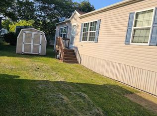 101 Decatur Dr, Grantville, PA 17028