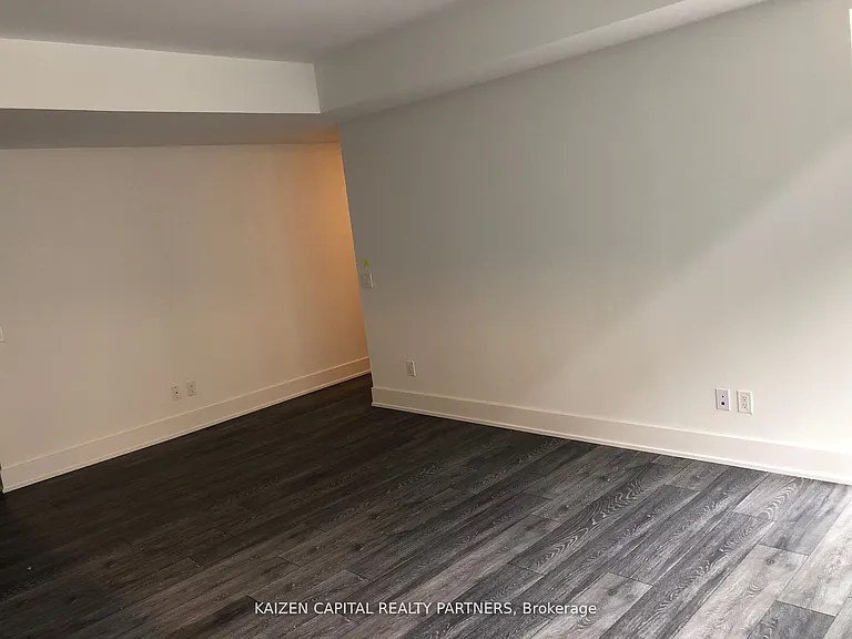 403 Church St #308 — Photo 13