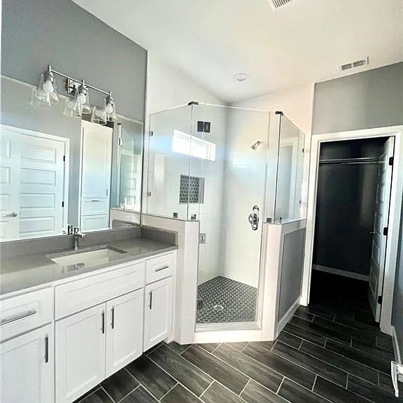 100 Lauryn Dr #3 — Photo 11