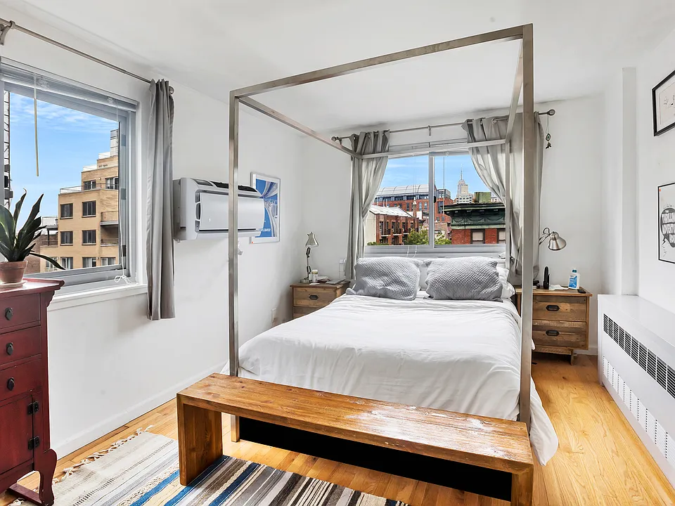 184 Thompson St #5M