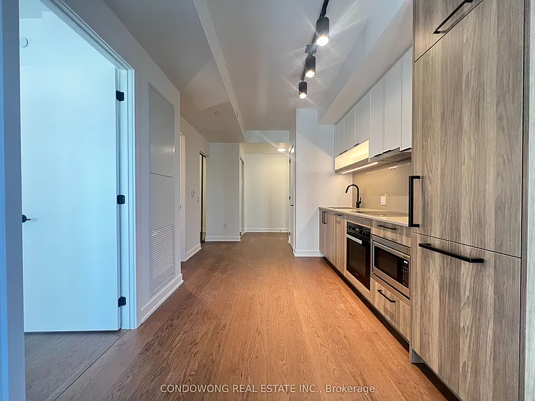 91 Montclair Ave #1112 — Photo 8