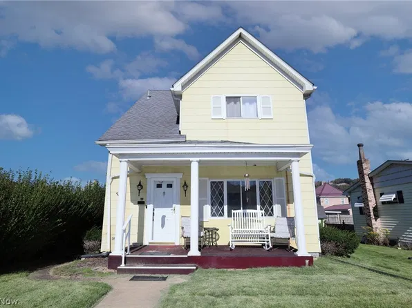 525 Virginia Ave, Chester, WV 26034