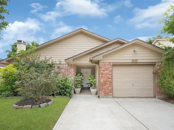 919 Western Hills Dr, Katy, TX 77450
