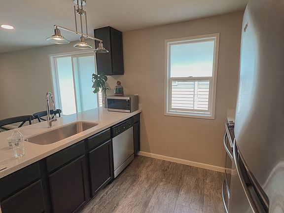 2nd image of 1304 Chestnut St APT 7